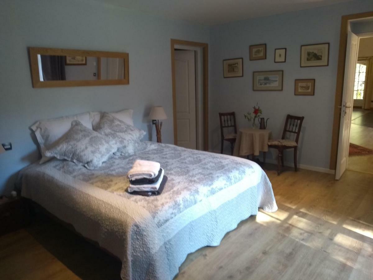 Le Domaine Des Platanes Bed & Breakfast Bourg-Charente Luaran gambar
